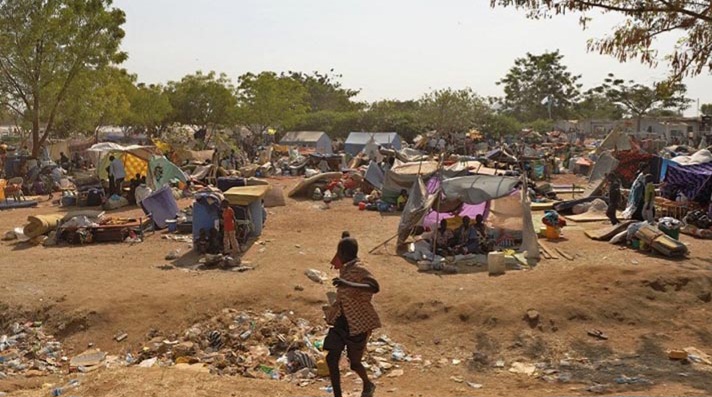 دول عديدة تسارع لإجلاء رعاياها من السودان وإصابة بعض الأجانب